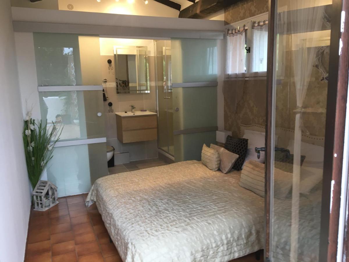 La Maison Du Petit Thomas Taradeau Екстер'єр фото